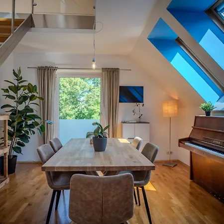 Appartement Attic & Terrace Graz