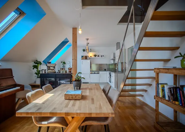 公寓 Attic & Terrace *